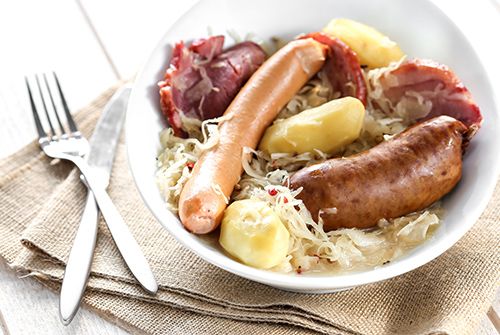 Quelle Entrée Et Quel Dessert Avec Une Choucroute Choucroute garnie - Maison Boudet